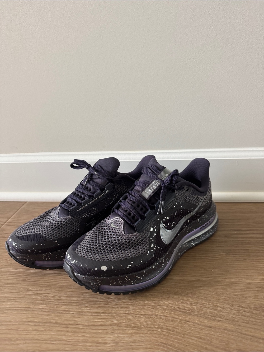 Women’s Nike Premium Size 10